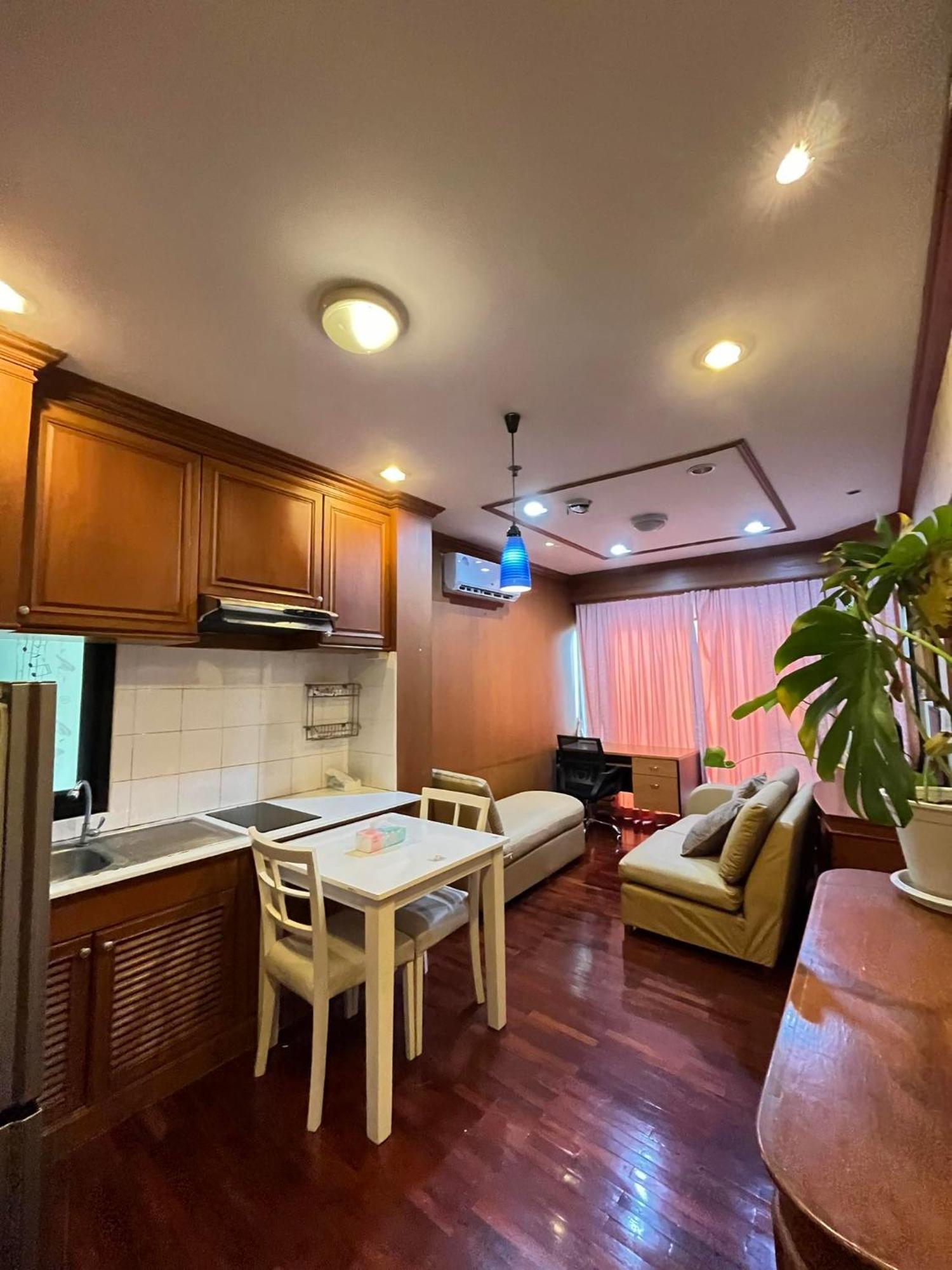 Grand Diamond Condo Suites Bangkok Eksteriør billede