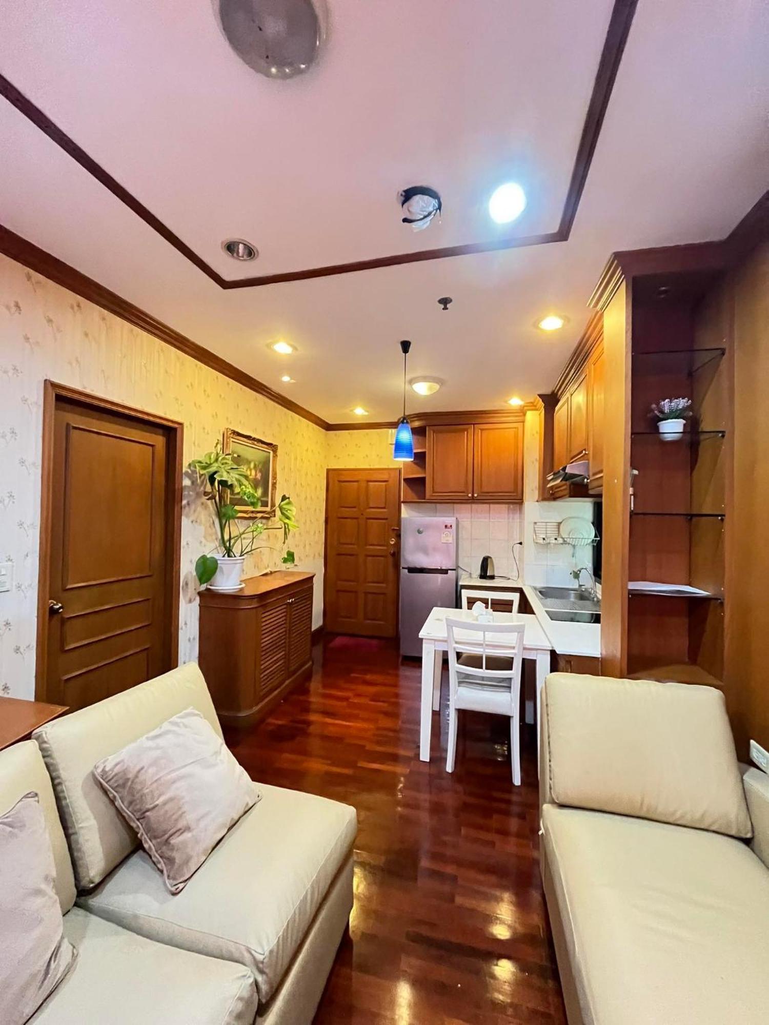 Grand Diamond Condo Suites Bangkok Eksteriør billede