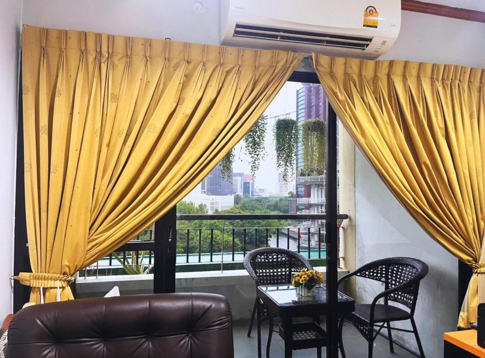 Grand Diamond Condo Suites Bangkok Eksteriør billede